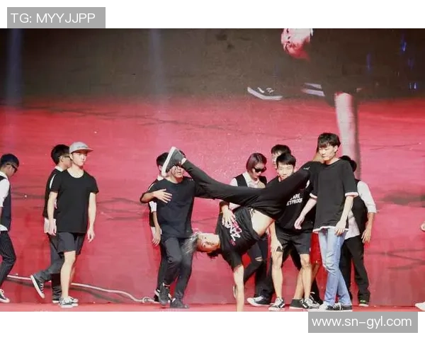 深圳街舞队荣登全国街舞速度排行榜第四名引发热议 深圳街舞队荣登全国街舞速度排行榜第四名引发热议